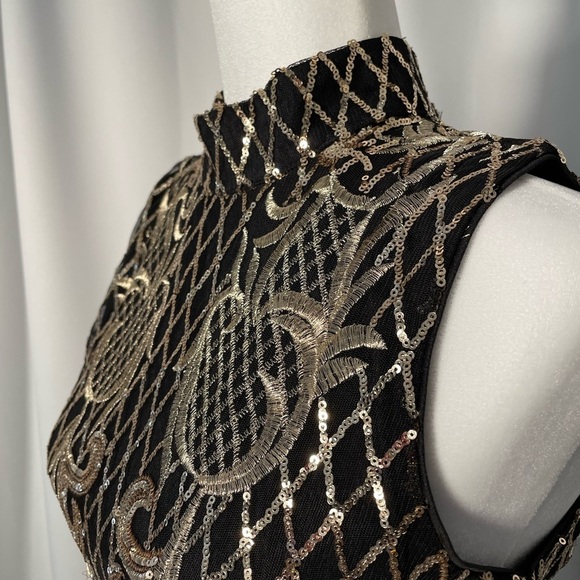 Lulu's Backless Black and Gold Sequin Bodycon Dress - Picture 4 of 7